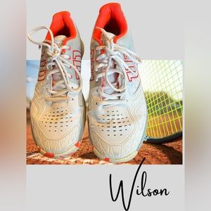 Women’s Wilson rush Pro Tennis/Pickleball court shoes.